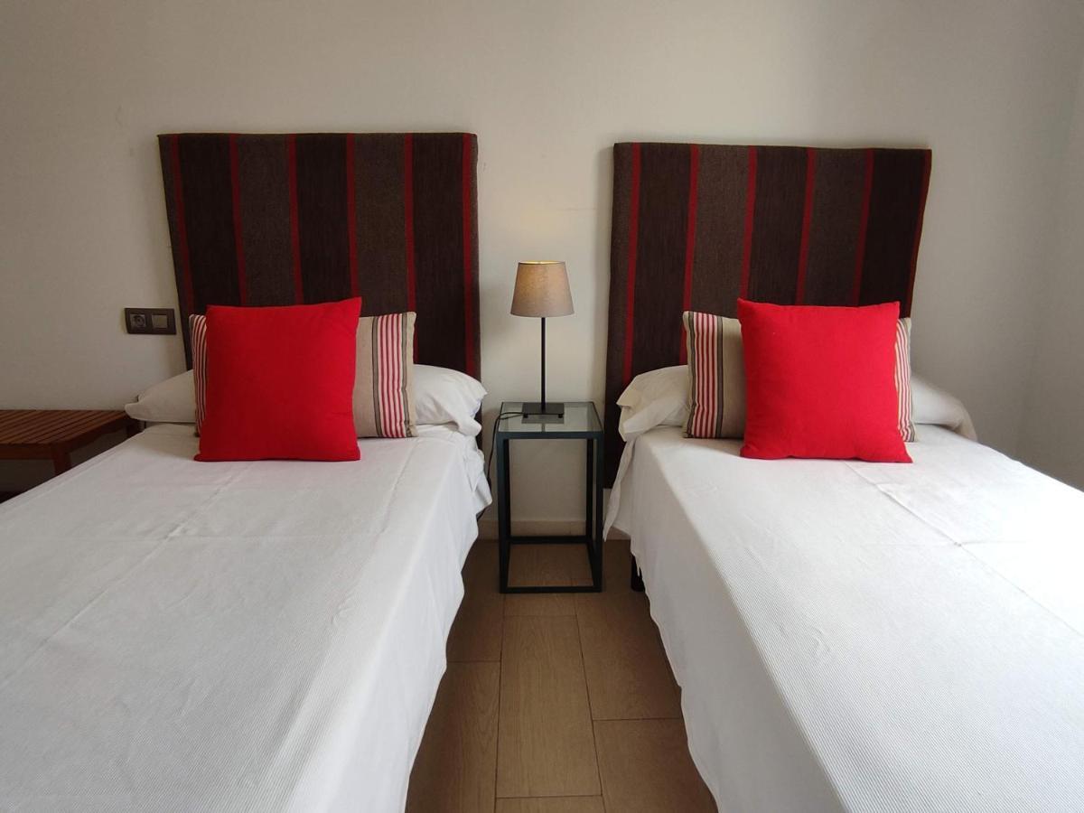Apartamento Puerta Del Arenal - Kainga Homes Sevilla Kültér fotó